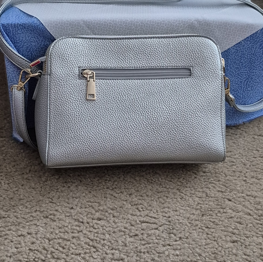 Silver Textured Crossbody Bag.